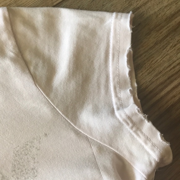JUICY COUTURE Light Pink Distressed Tee Shirt Sz S - Picture 7 of 8